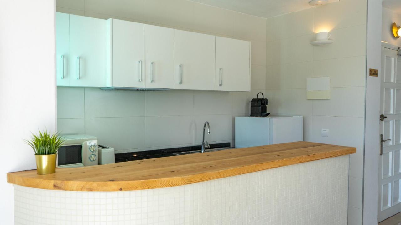 Tabbu Ibiza Apartments Playa d'en Bossa Exterior photo