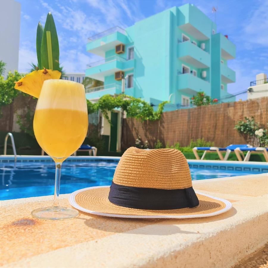Tabbu Ibiza Apartments Playa d'en Bossa Exterior photo